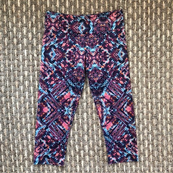 Onzie Cropped Yoga Leggings from Anthropologie